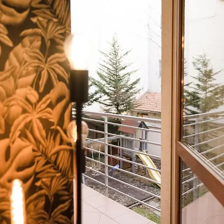 Moonlight Premium Budapest