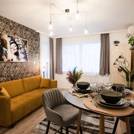 Moonlight Premium Apartment *